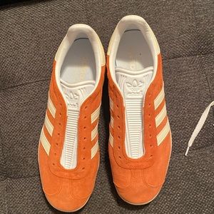 Adidas Gazelle Sneakers - Orange @ White